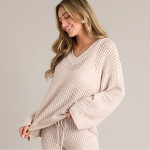 Supply Kiami Crochet Natural Sweater.
